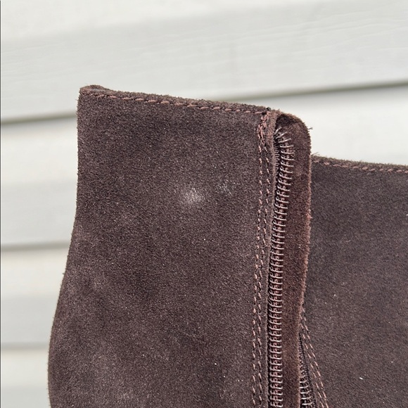Vince Camuto | Gaviren Dark Brown Leather Suede Ankle Booties Minimalist Size 9 - Picture 9 of 11
